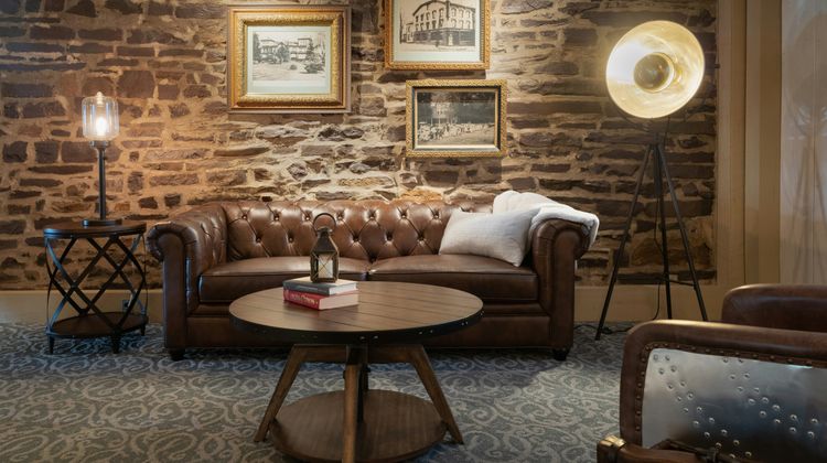 Pine Barn Inn Lobby