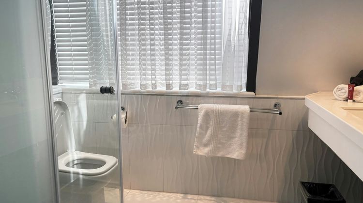 Signature Lux Hotel by ONOMO, Waterfront Room