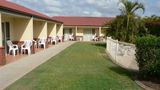 Emerald Explorers Inn Exterior