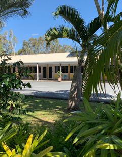 Tin Can Bay Motel