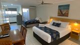 Tin Can Bay Motel Room