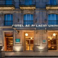 AC Palacio Universal