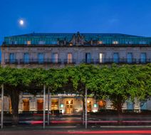 AC Palacio Universal Exterior