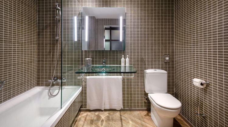AC Palacio Universal Room