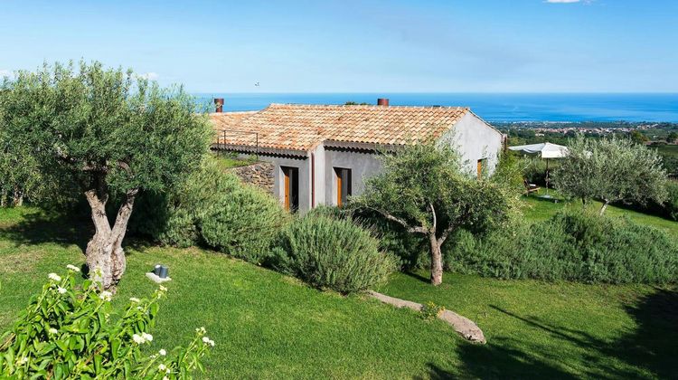 Monaci Delle Terre Nere Exterior