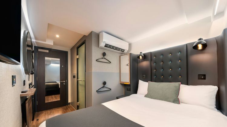 Point A Westminster Room