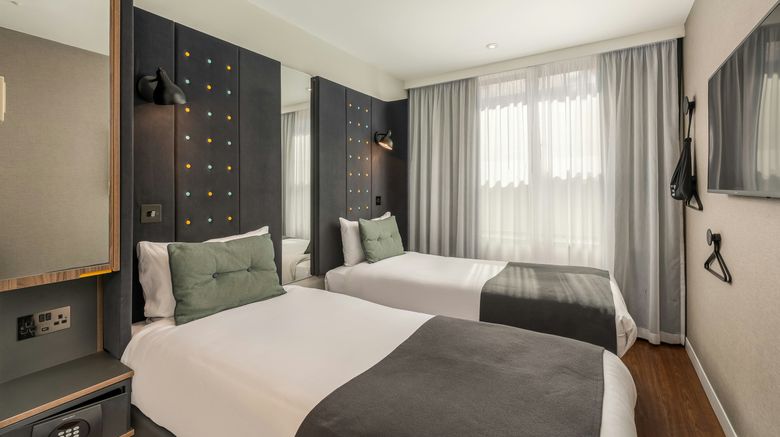 <b>Point A Paddington Room</b>. Images powered by <a href="https://www.leonardoworldwide.com/" title="Leonardo Worldwide" target="_blank">Leonardo</a>.