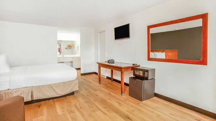 OYO Hotel Centralia Room