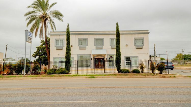 Hotel O Dilley Main St TX Exterior