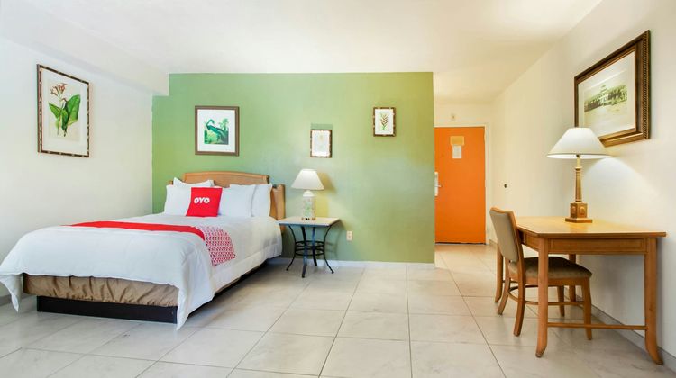 OYO Waterfront Hotel- Cape Coral/Fort My Room
