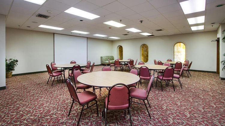 OYO Hotel Dundee By Crystal Lake Restaurant