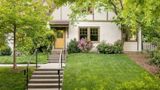 Oakhurst Inn Exterior
