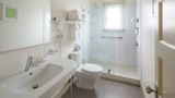 Oakhurst Inn Room