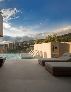 Binn Hotel