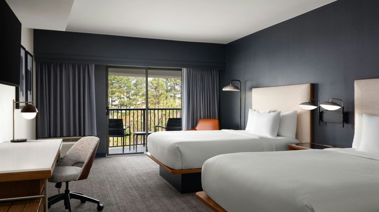 Courtyard Atlanta Buford Mall of Georgia Room