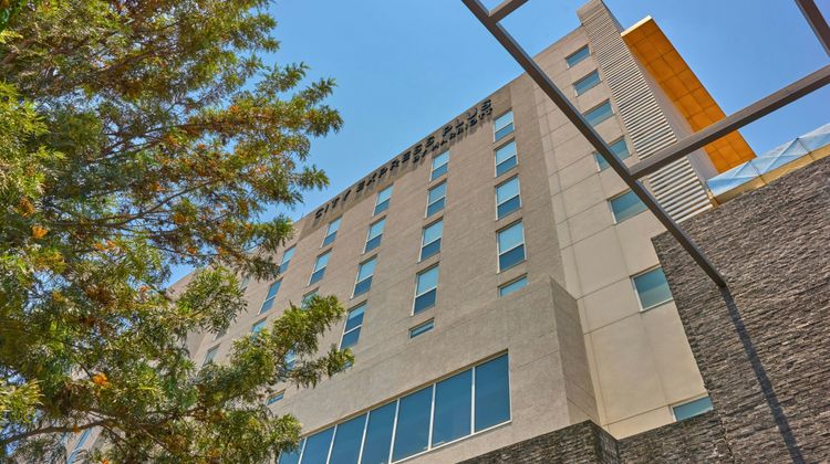City Express Plus by Marriott Palomar Exterior