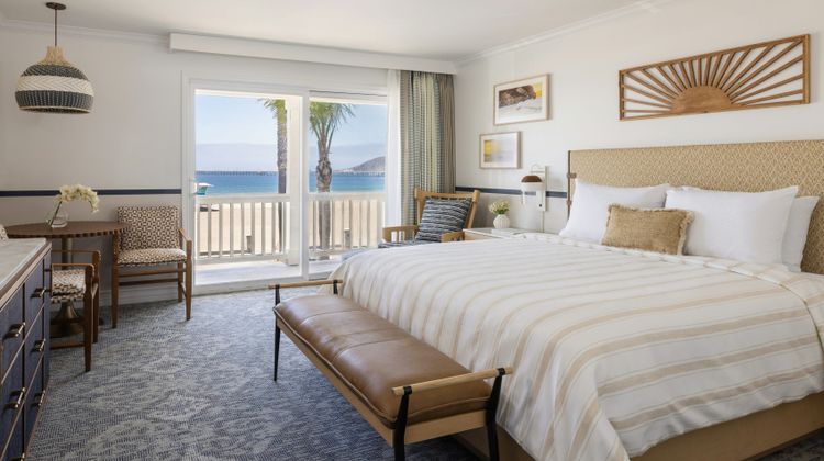 Avila Lighthouse Suites Room