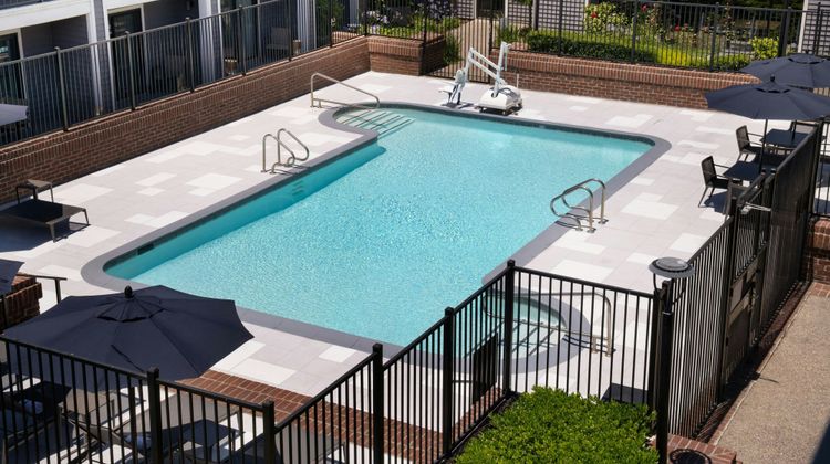 Courtyard San Francisco Larkspur Landing Pool