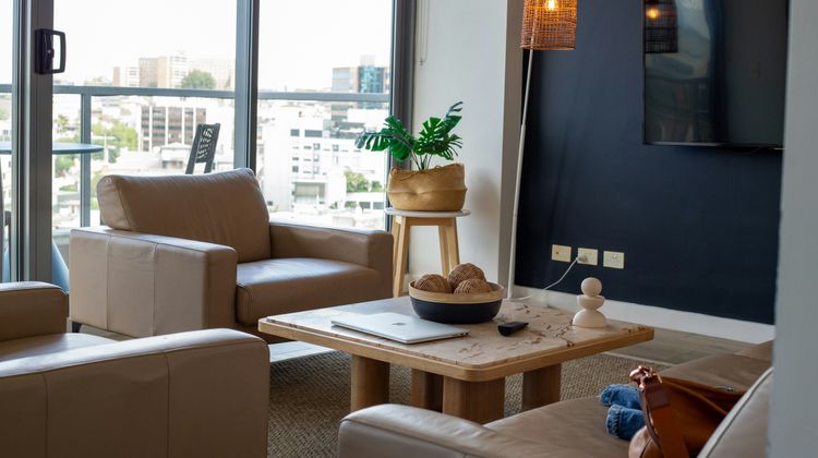 Zara Tower Serviced Apartments Exterior