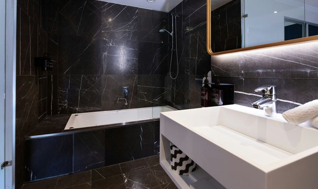 Zara Tower Serviced Apartments Exterior