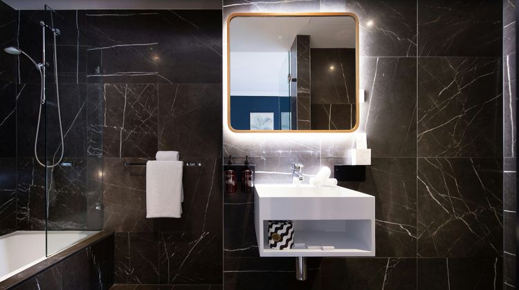 Zara Tower Serviced Apartments Exterior