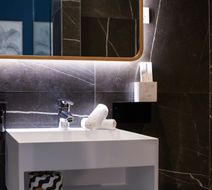 Zara Tower Serviced Apartments Exterior