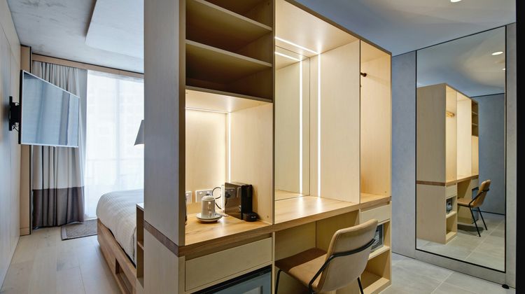 Zara Tower Serviced Apartments Suite