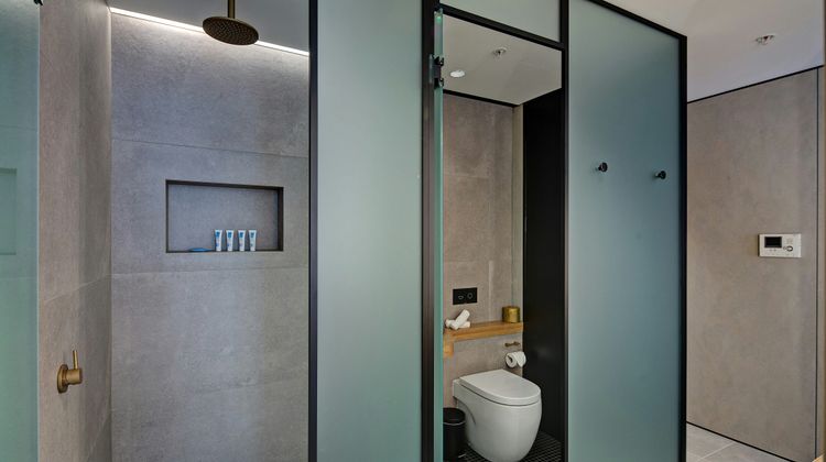 Zara Tower Serviced Apartments Suite