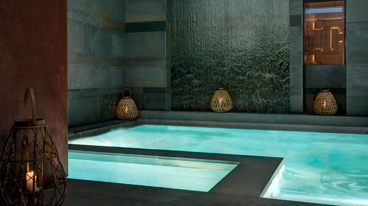 Hotel de La Ville Spa