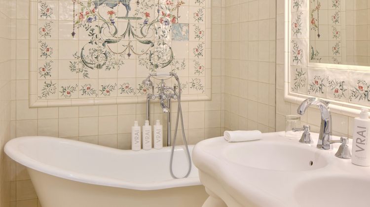 Raphael Hotel Paris Room