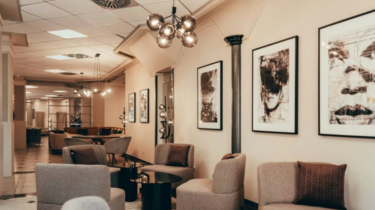 Leonardo Hotel Koln Lobby