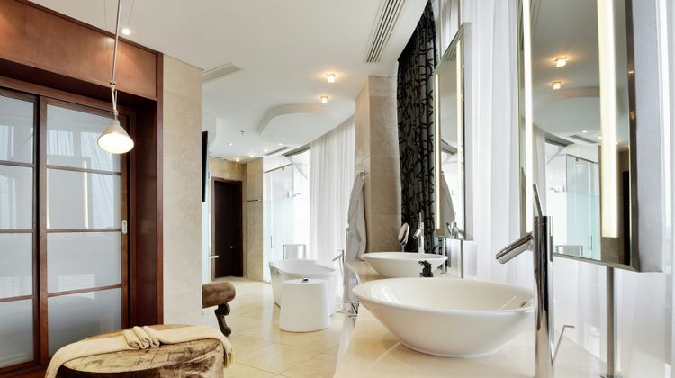 The Michelangelo Towers Suite