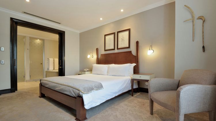 The Michelangelo Towers Room