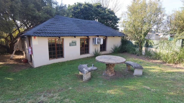 Lanseria Country Estate Pool