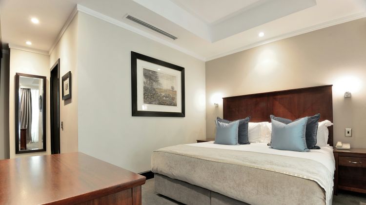 Raphael Penthouse Suites Ballroom