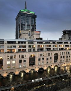Raphael Penthouse Suites