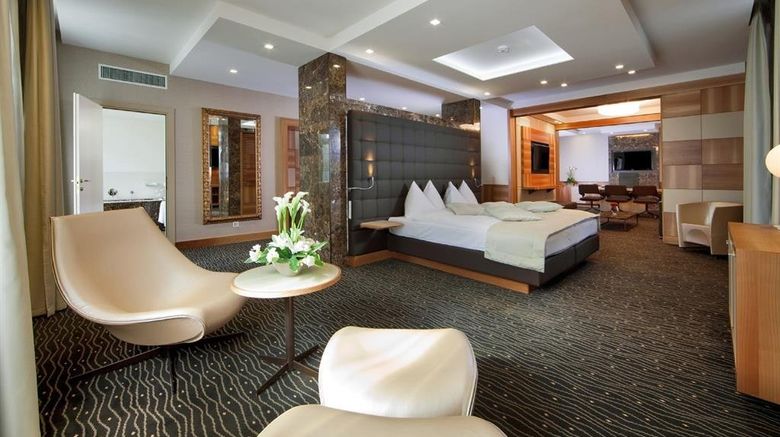 <b>Hotel St Gotthard Suite</b>. Images powered by <a href="https://www.leonardoworldwide.com/" title="Leonardo Worldwide" target="_blank">Leonardo</a>.