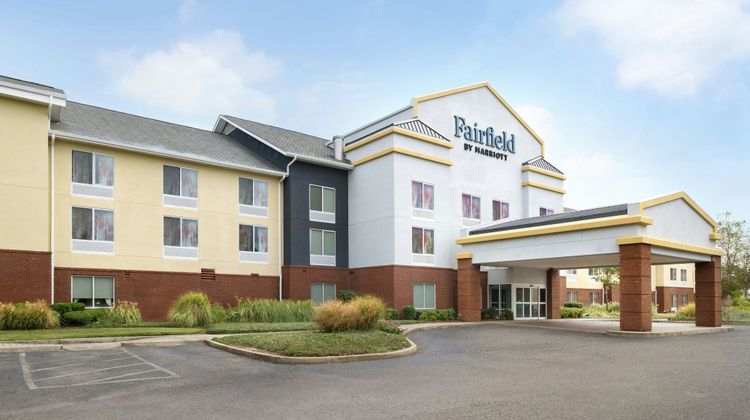 Fairfield Inn & Suites Exterior