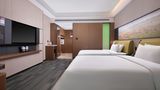 Hampton Inn URC Exhibition Center Room