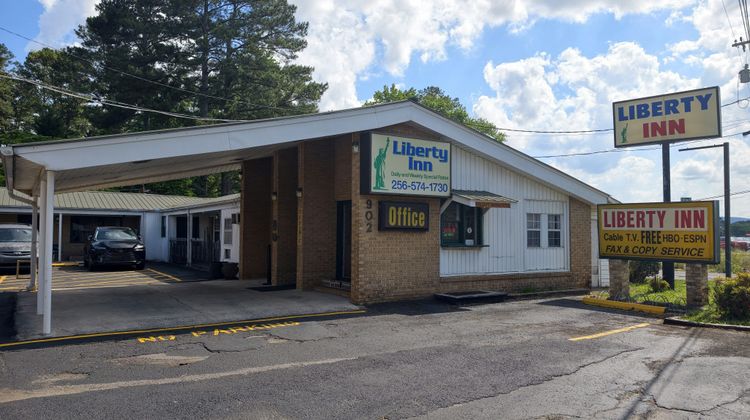 Liberty Inn Exterior