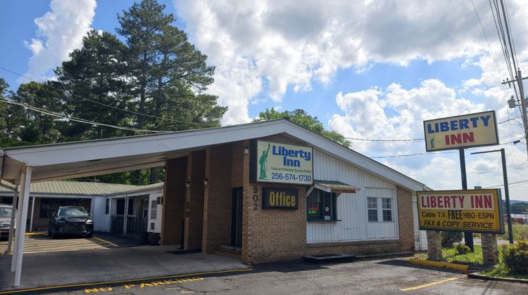 Liberty Inn Exterior