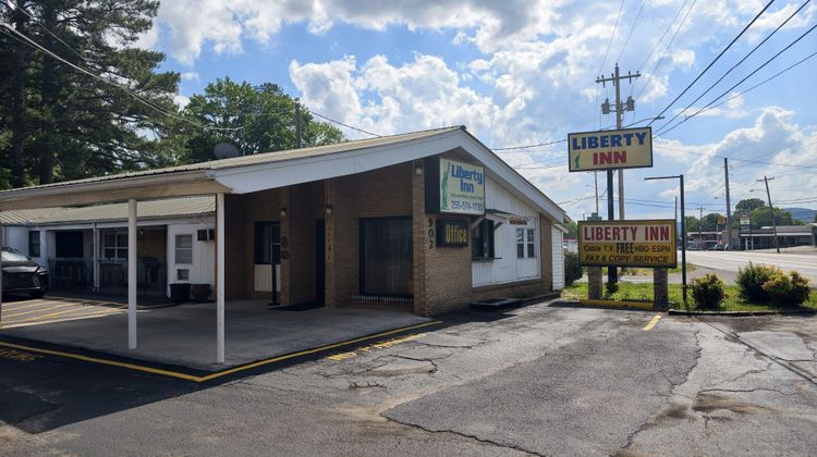 Liberty Inn Exterior