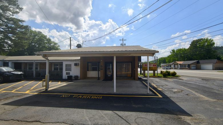 <b>Liberty Inn Exterior</b>. Images powered by <a href="https://www.leonardoworldwide.com/" title="Leonardo Worldwide" target="_blank">Leonardo</a>.