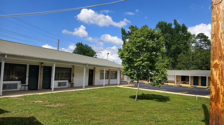 Liberty Inn Exterior