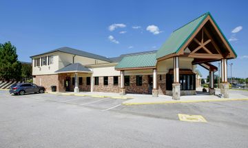 Riverside Inn and Suites Danville