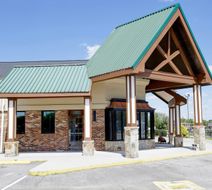 Riverside Inn and Suites Danville Exterior