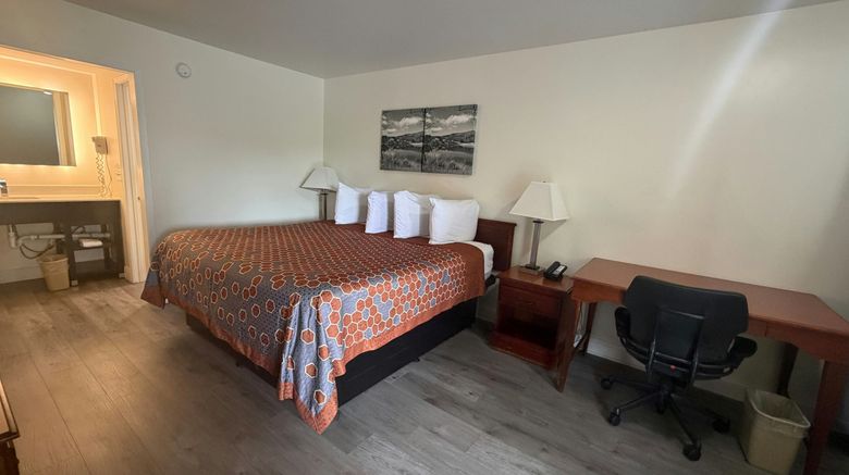<b>Travel Inn of Buford Room</b>. Images powered by <a href="https://www.leonardoworldwide.com/" title="Leonardo Worldwide" target="_blank">Leonardo</a>.