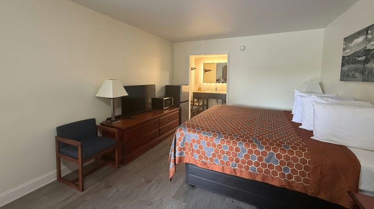 Travel Inn of Buford Room