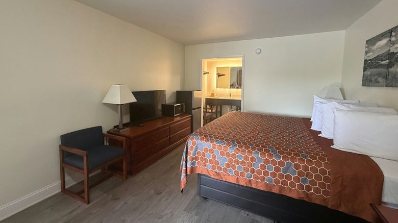<b>Travel Inn of Buford Room</b>. Images powered by <a href="https://www.leonardoworldwide.com/" title="Leonardo Worldwide" target="_blank">Leonardo</a>.