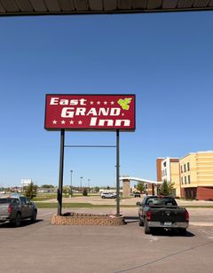 East Grand Inn